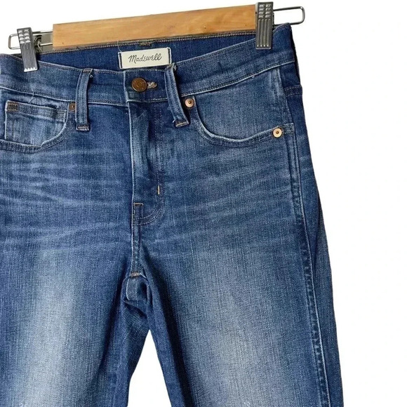 Madewell 9” High Rise  Skinny Jeans in York Wash Rip and Repair Edition Size 25 - Picture 6 of 10
